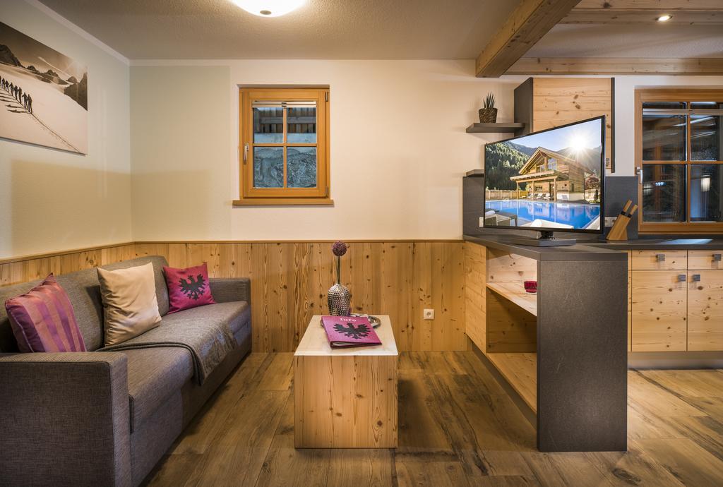 Wellnesshuettendorf Wiese Sankt Leonhard im Pitztal Kültér fotó